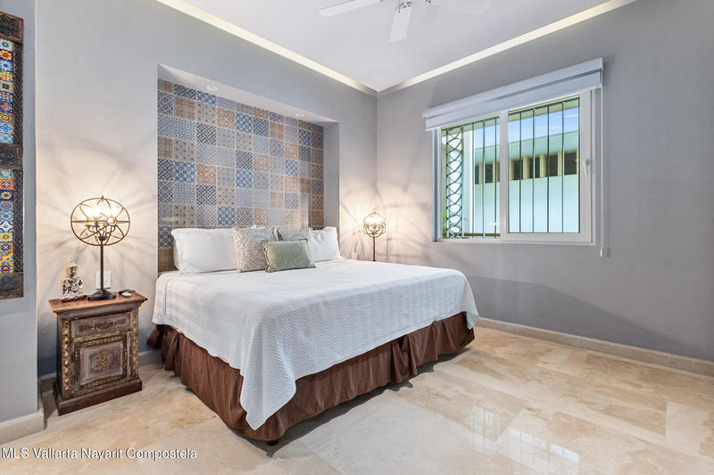 20250827165836228685000000 o