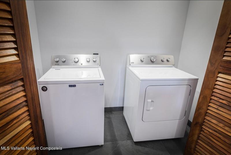 20251025182827534508000000 o