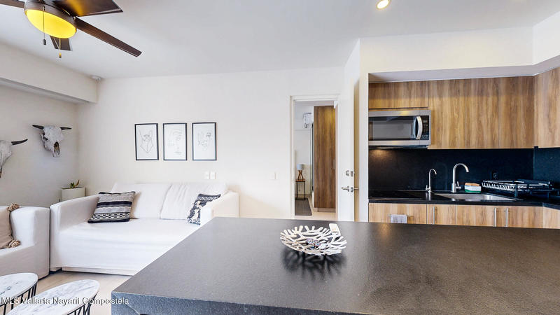 20251010213641699013000000 o