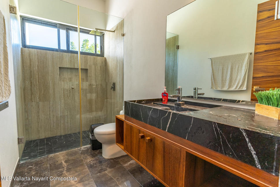 20251105212309542699000000 o