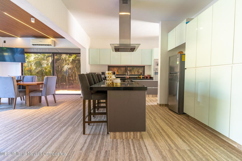 20251105212319618223000000 o