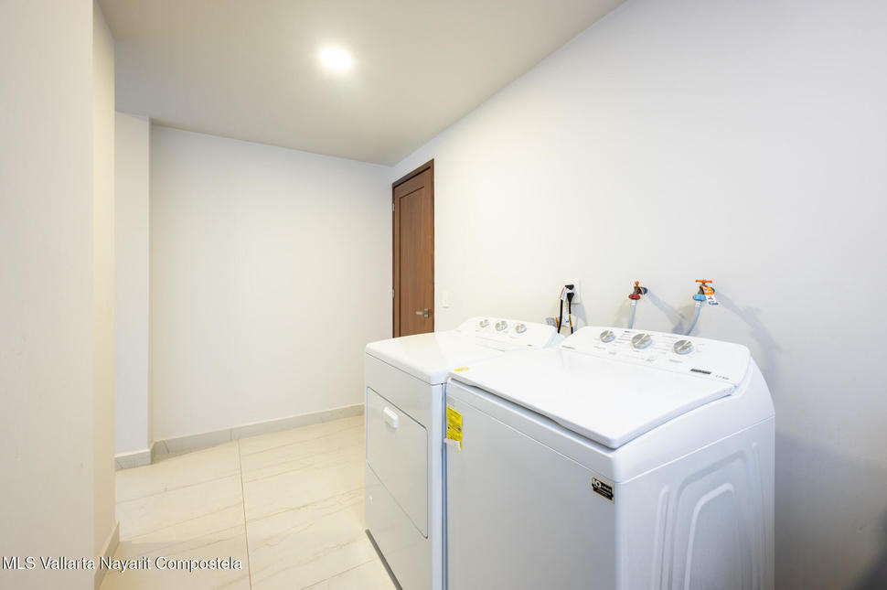 20250930174456882027000000 o