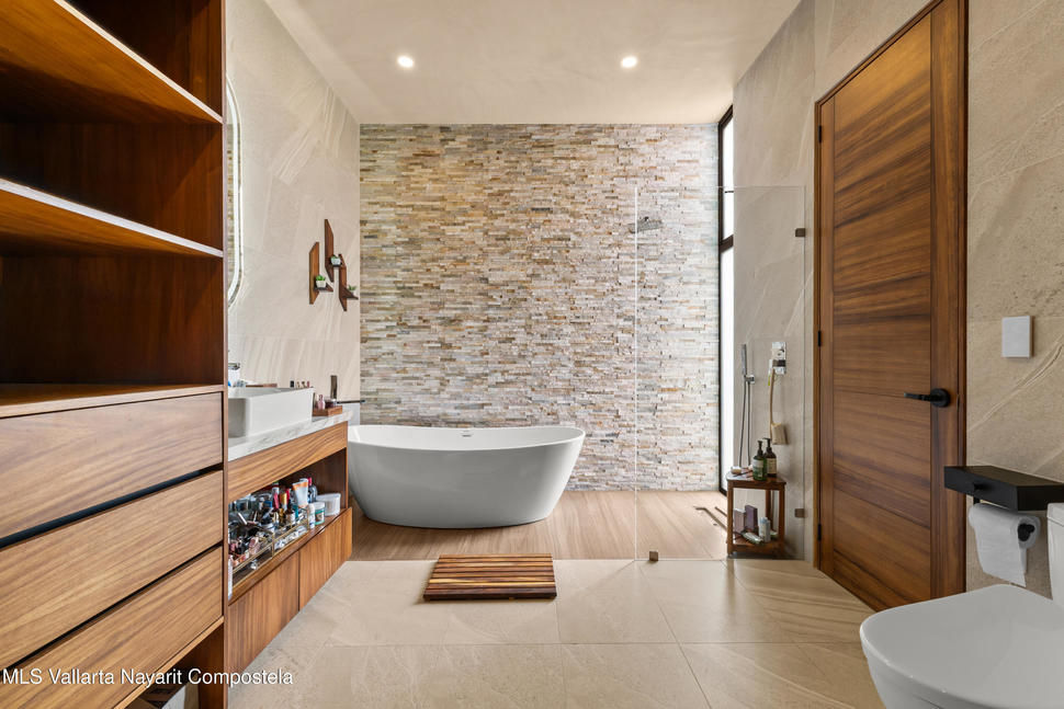 20251002143230143713000000 o