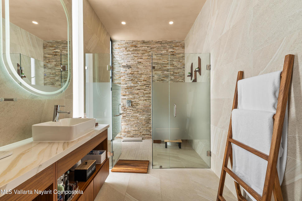 20251002143325969067000000 o