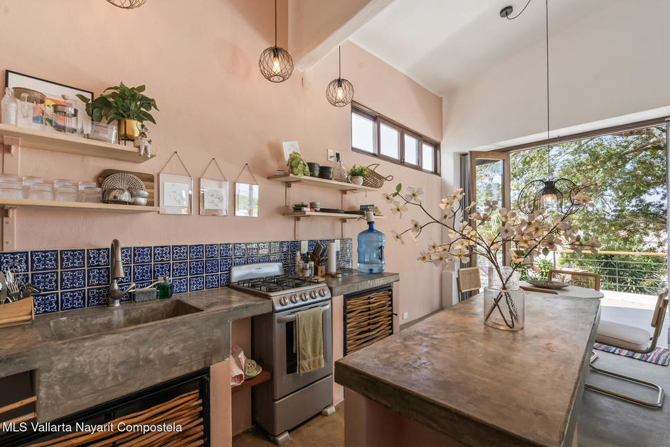 20251113195350400741000000 o