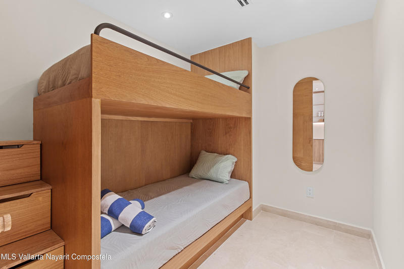 20250905195751218204000000 o