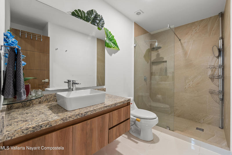 20250721225739077845000000 o