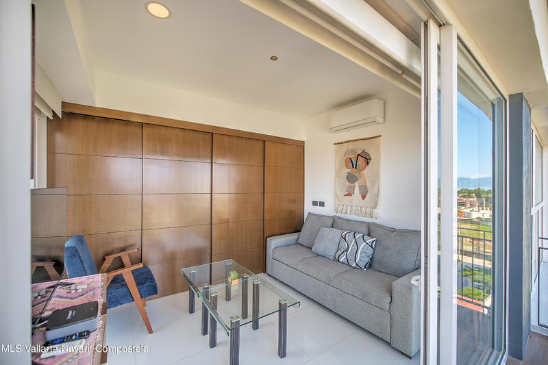 20250819150525806398000000 o